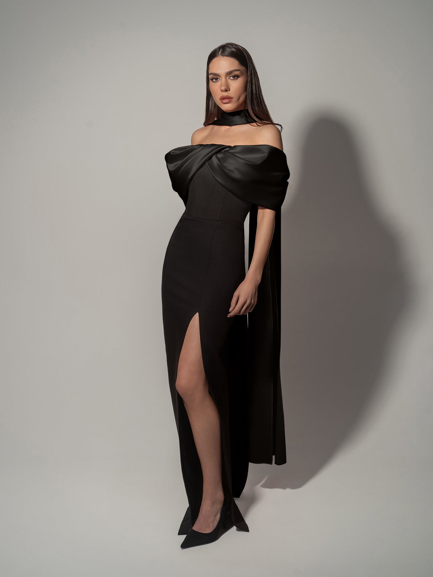 Love in Bloom Maxi Dress – Black