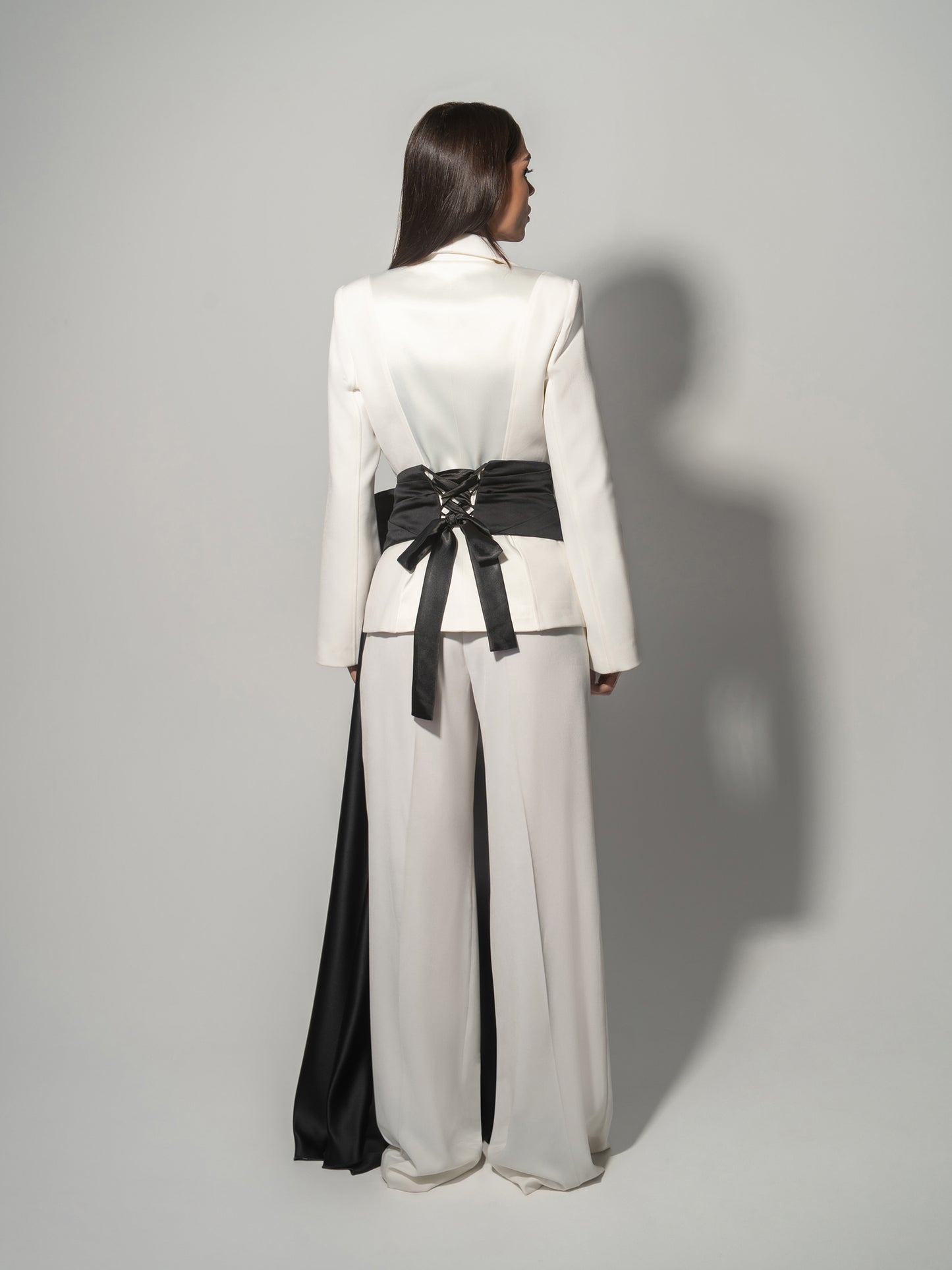 Modern Power Tailored Asymmetric Suit - Pearl White