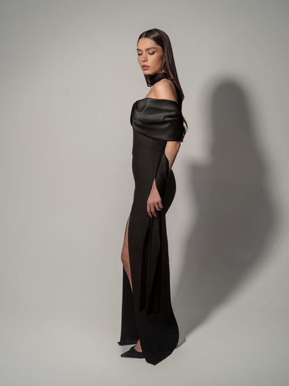 Love in Bloom Maxi Dress – Black