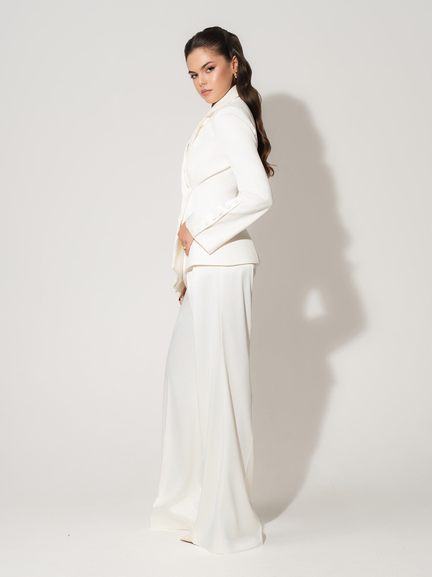 Modern Power Tailored Asymmetric Suit - Pearl White