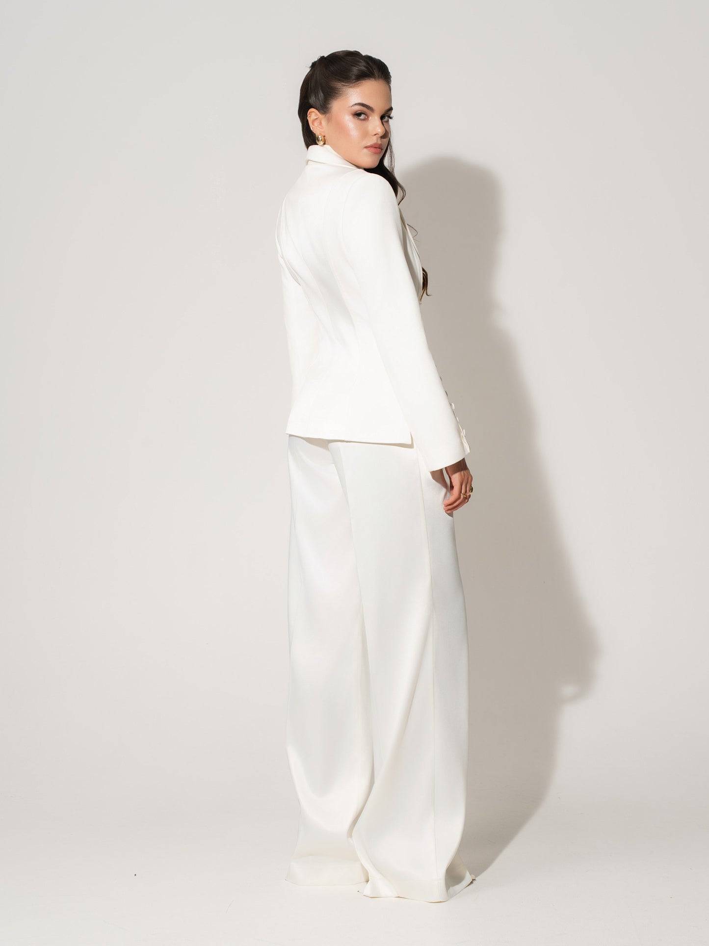 Modern Power Tailored Asymmetric Suit - Pearl White