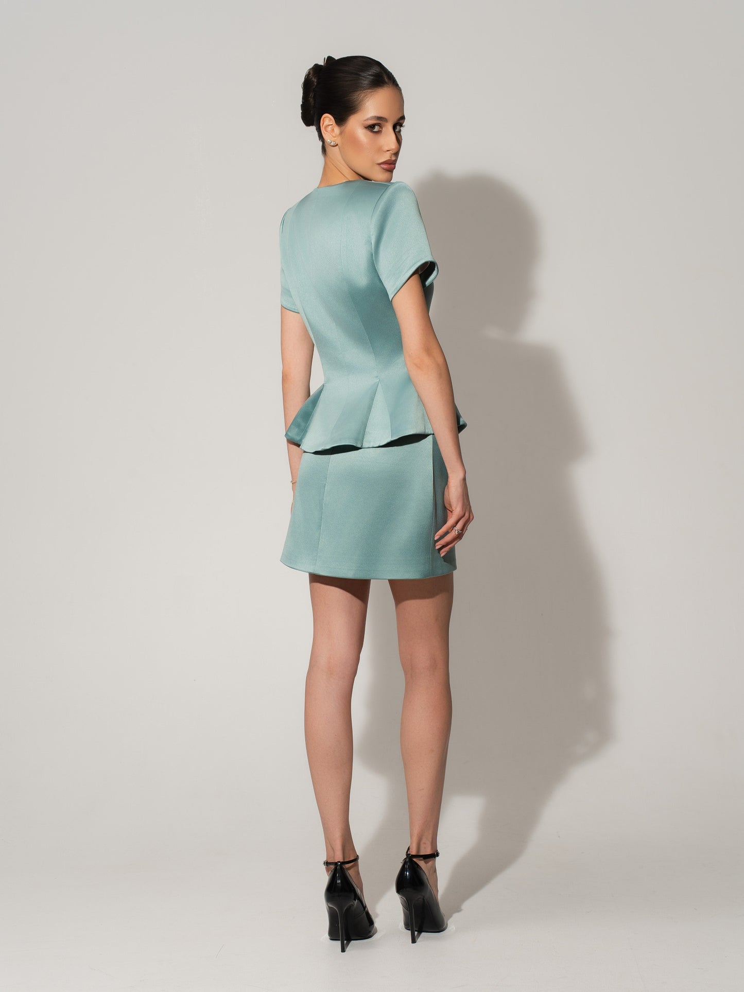 Romantic Glow Short Sleeves Blazer & Mini Skirt Set - Green