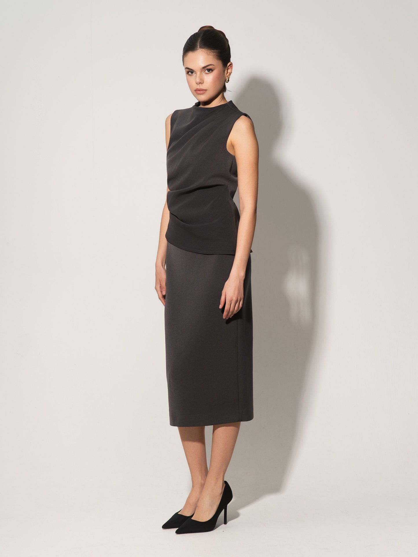 Sleeveless Pleated Top - Grey