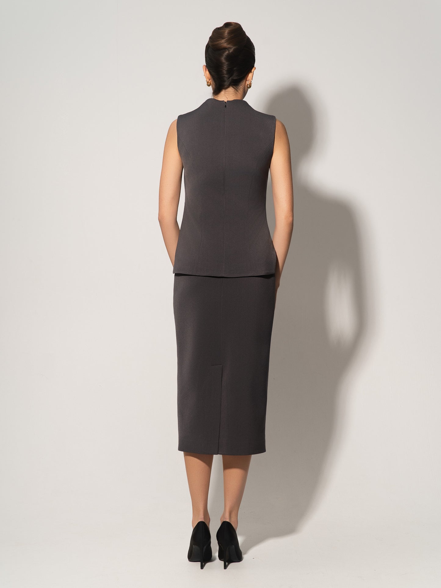 Sleeveless Pleated Top - Grey