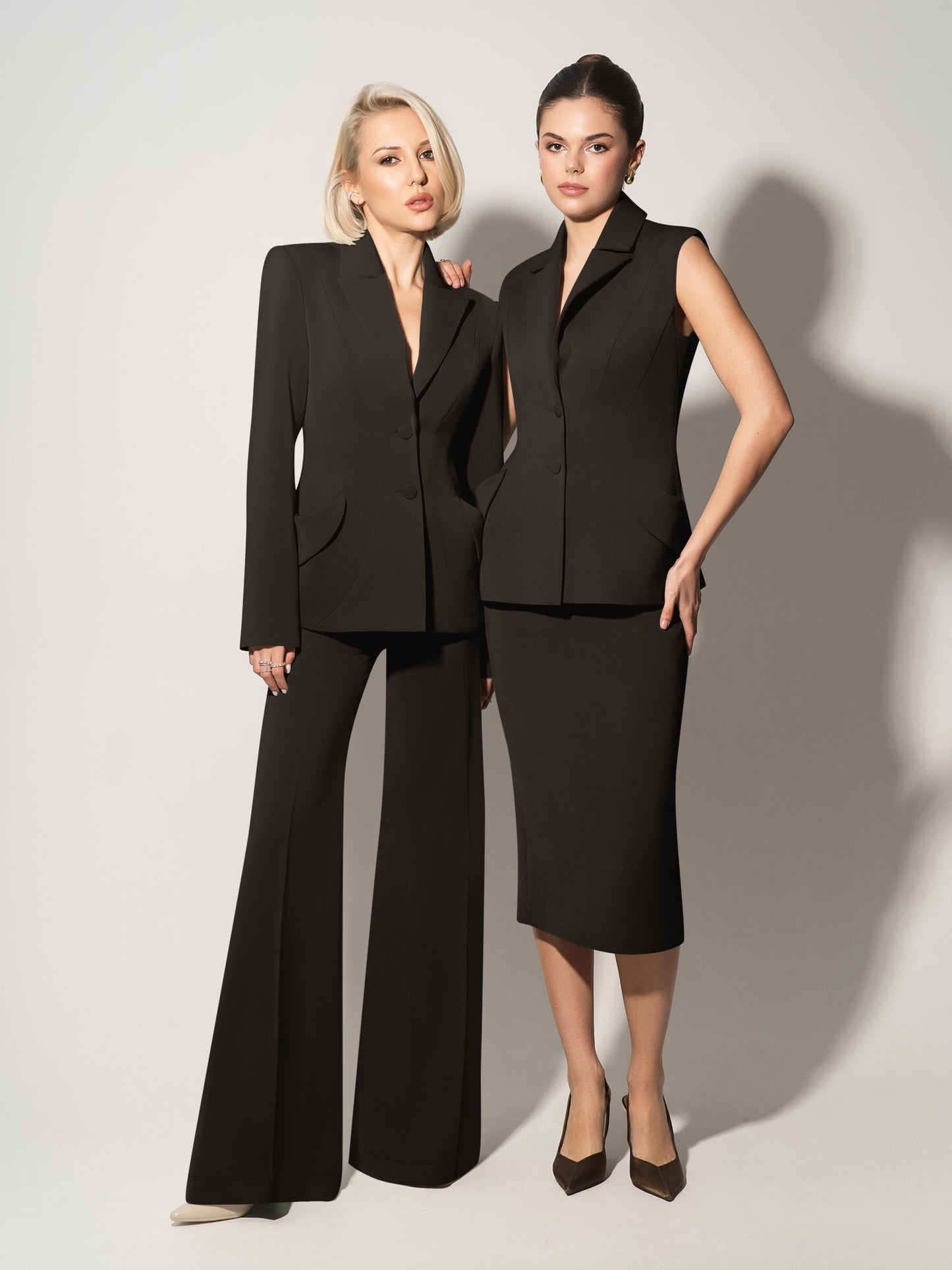 Tailored Fit Suiting Blazer - Black